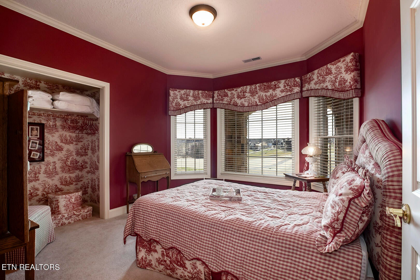 Vonore, Tennessee, 37885, United States, ,4 BathroomsBathrooms,Residential,Active,1731286