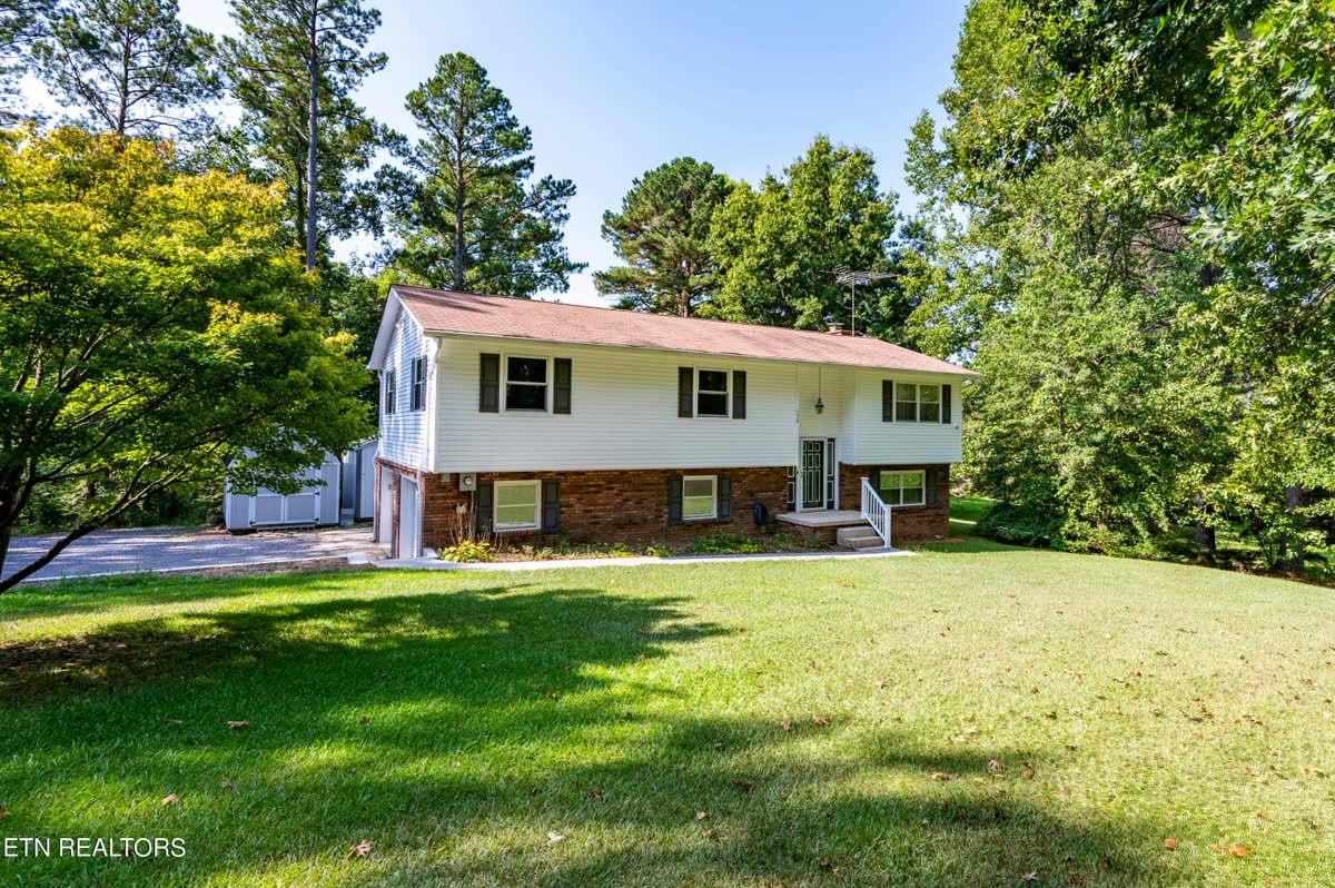 179 SMITH RD, CLINTON, TN 37716, photo 1 of 38