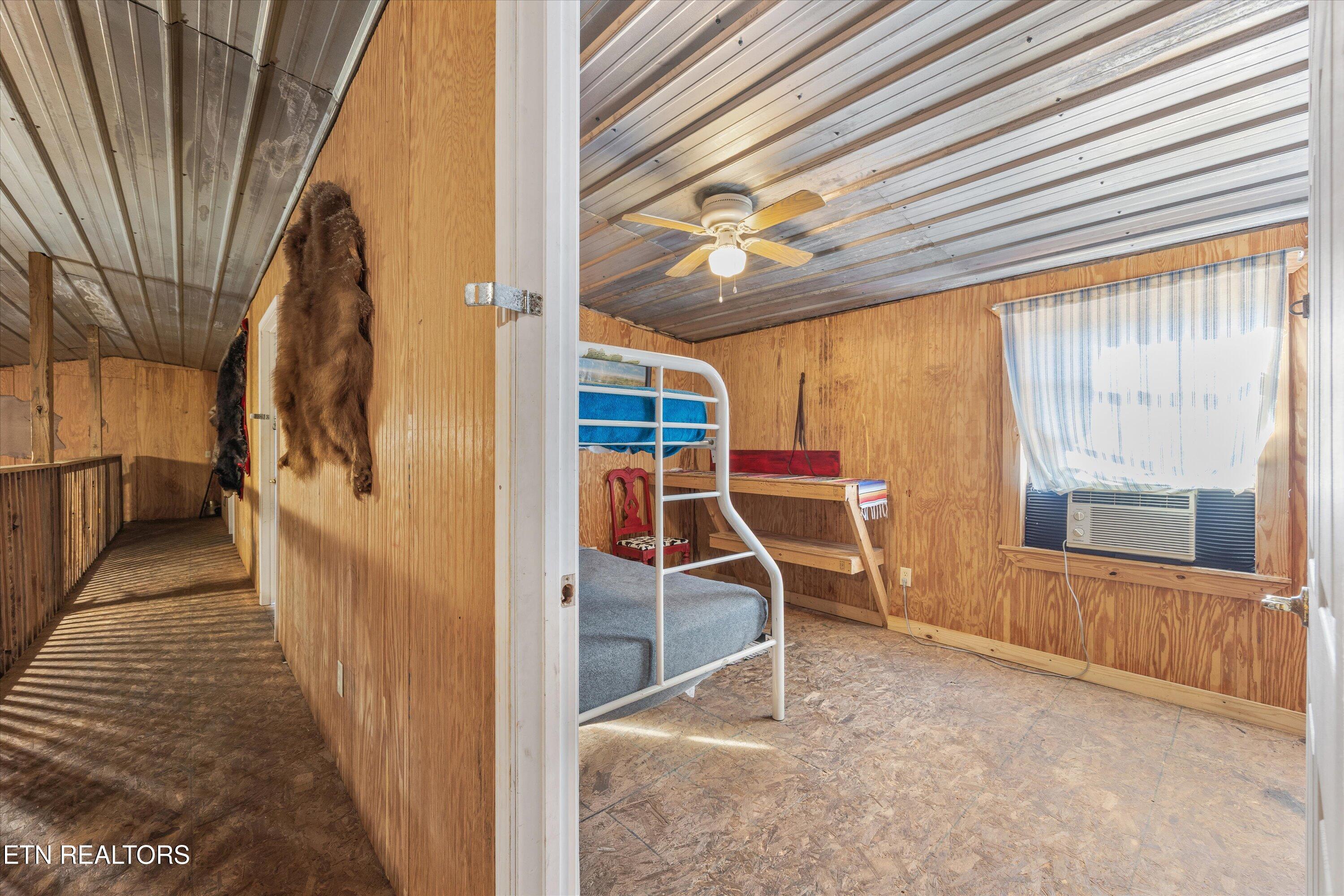 Winfield, Tennessee, 37892, United States, 18 Bedrooms Bedrooms, ,8 BathroomsBathrooms,Residential,Active,1920273