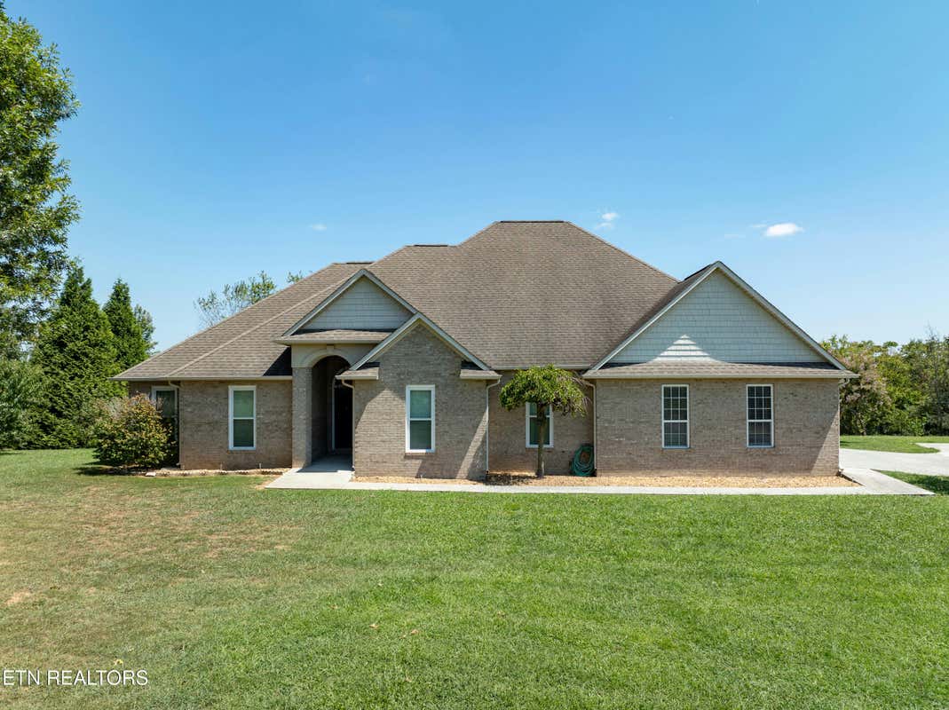 183 COUNTY ROAD 327, NIOTA, TN 37826, photo 1 of 46