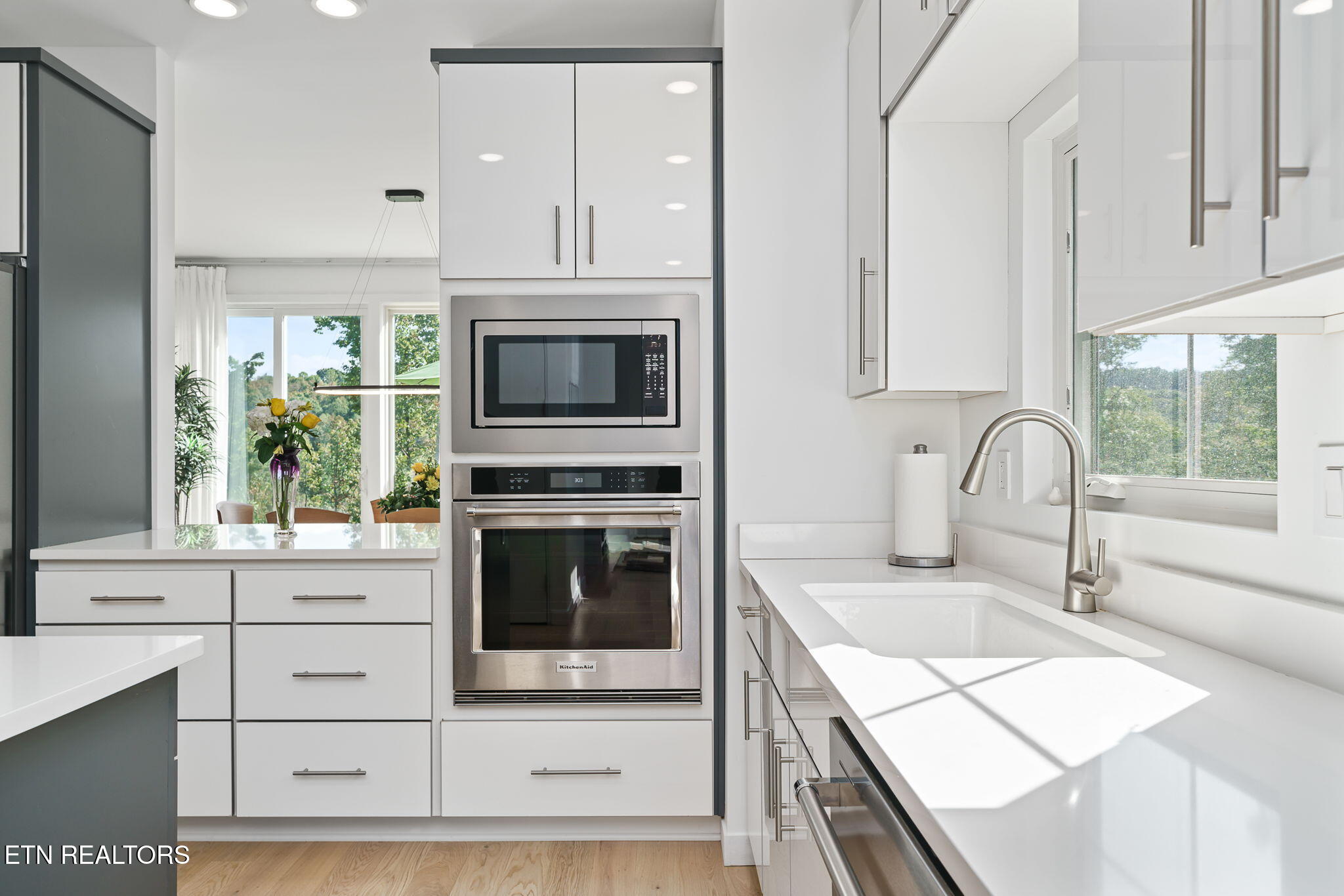 Crawford, Tennessee, 38554, United States, 3 Bedrooms Bedrooms, ,4 BathroomsBathrooms,Residential,Active,1959527