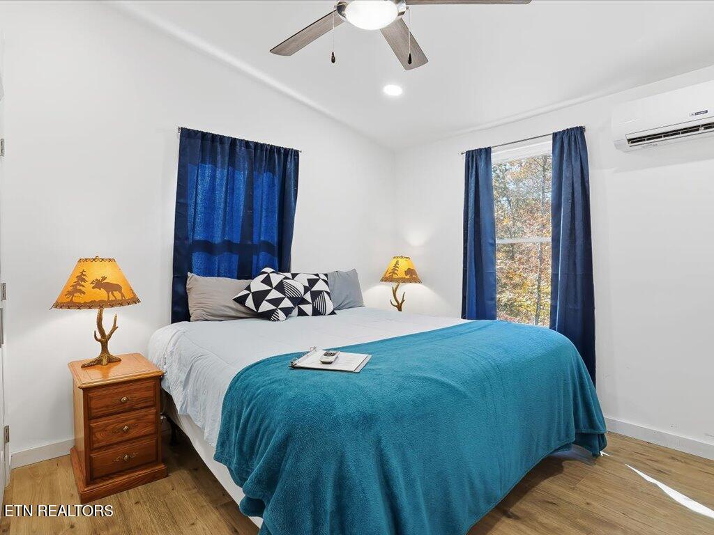 New Tazewell, Tennessee, 37825, United States, 2 Bedrooms Bedrooms, ,2 BathroomsBathrooms,Residential,Active,2007646