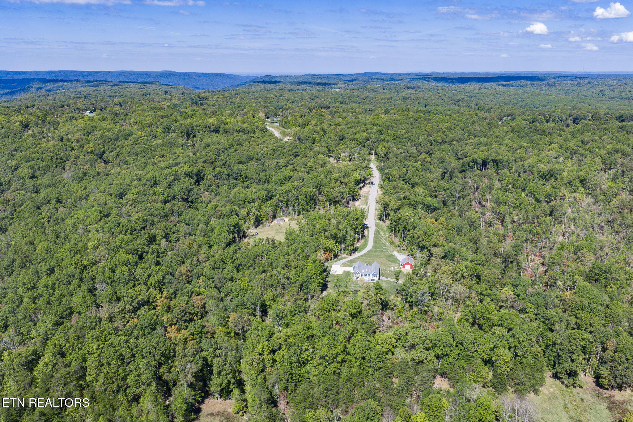 Crawford, Tennessee, 38554, United States, 3 Bedrooms Bedrooms, ,4 BathroomsBathrooms,Residential,Active,2008007