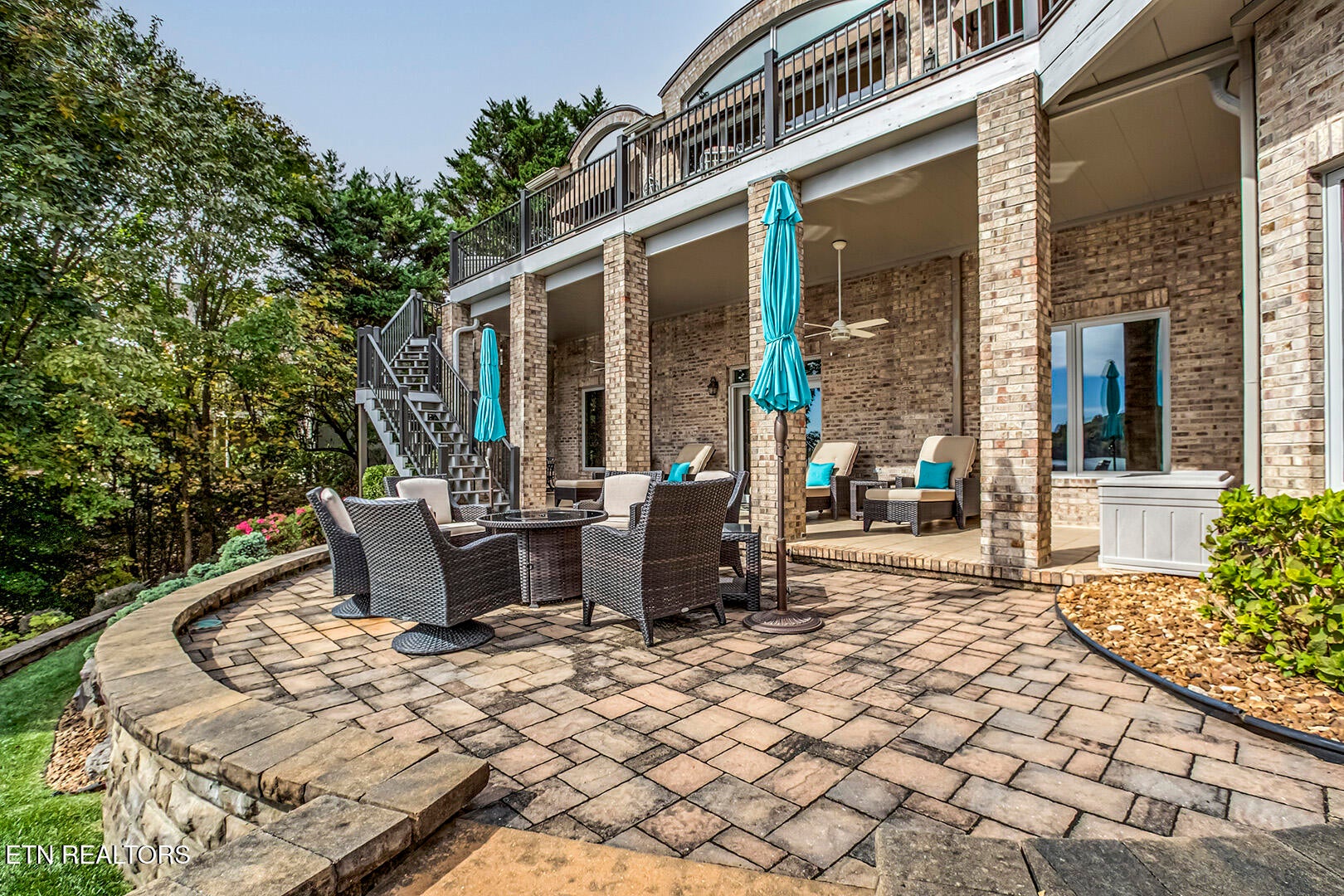 Vonore, Tennessee, 37885, United States, 5 Bedrooms Bedrooms, ,5 BathroomsBathrooms,Residential,Active,1973331