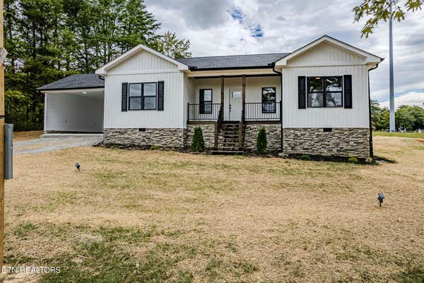 827 BRYANT ST, ETOWAH, TN 37331 - Image 1