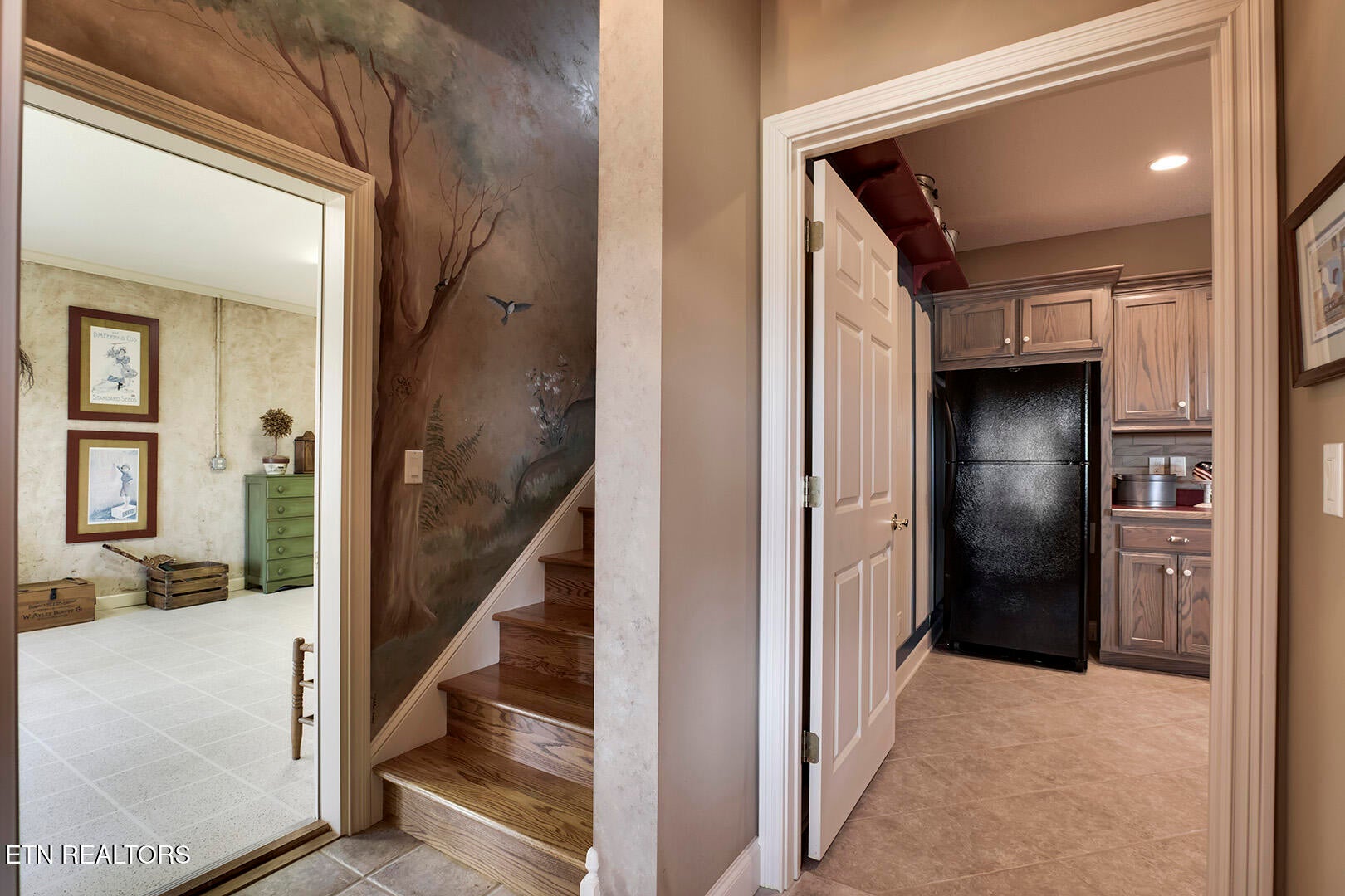 Vonore, Tennessee, 37885, United States, ,4 BathroomsBathrooms,Residential,Active,1731286