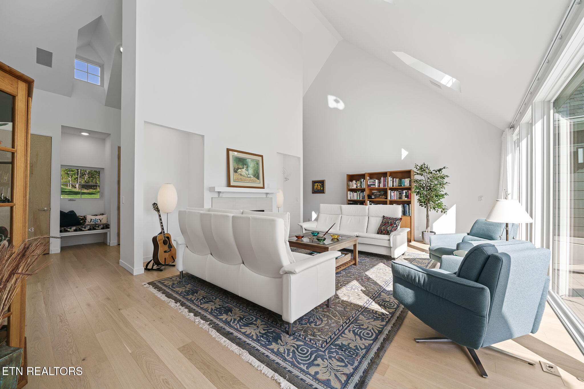 Crawford, Tennessee, 38554, United States, 3 Bedrooms Bedrooms, ,4 BathroomsBathrooms,Residential,Active,2008007