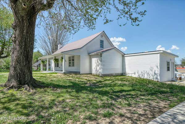 202 E PRICE AVE, MONTEREY, TN 38574 - Image 1