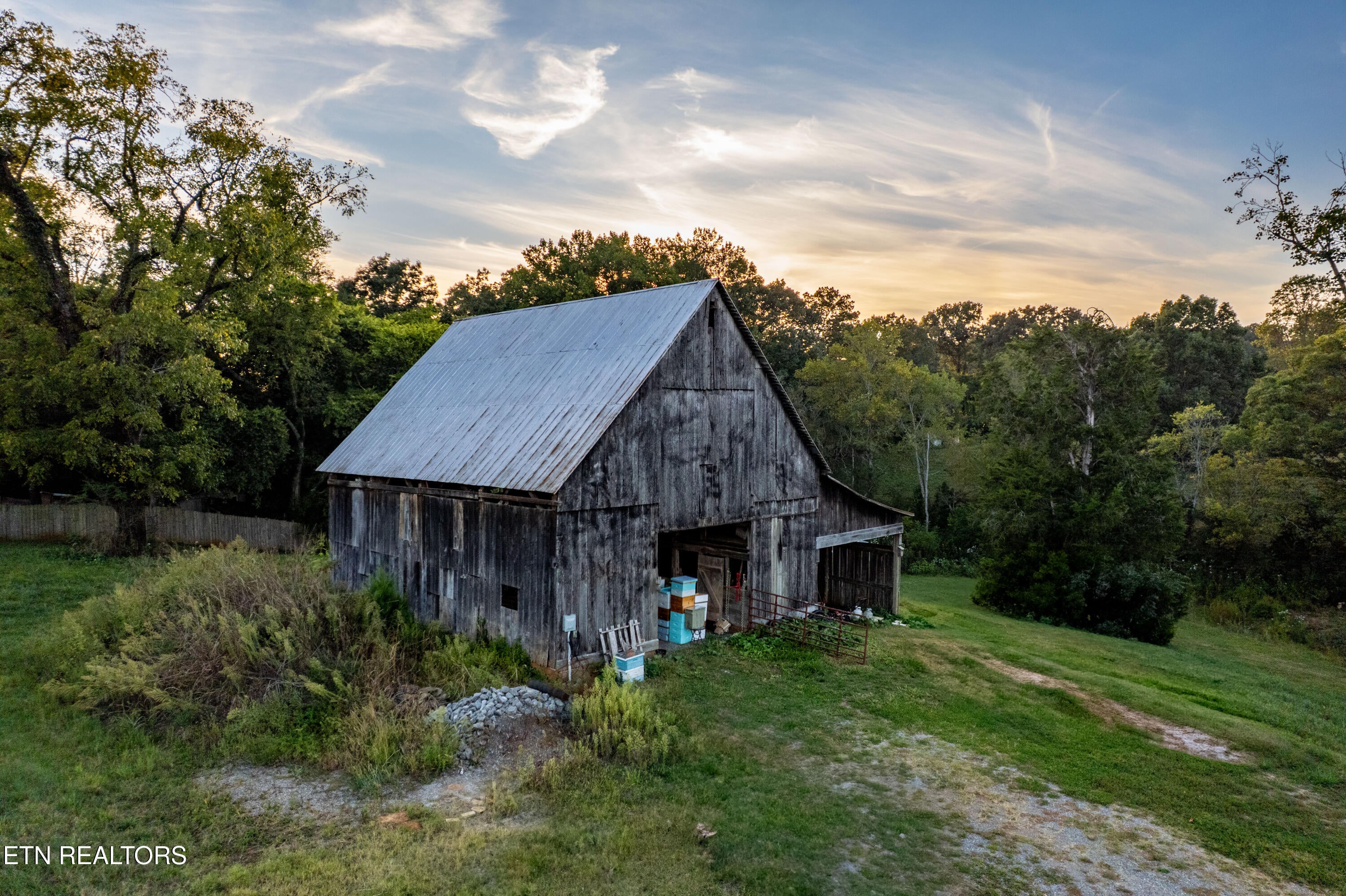 Maryville, Tennessee, 37804, United States, 2 Bedrooms Bedrooms, ,1 BathroomBathrooms,Residential,Active,1945541