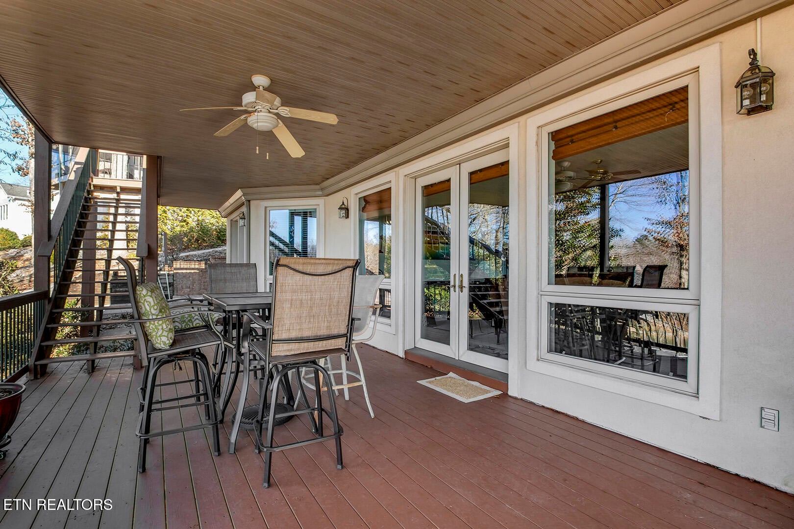 Loudon, Tennessee, 37774, United States, 4 Bedrooms Bedrooms, ,5 BathroomsBathrooms,Residential,Active,2015473