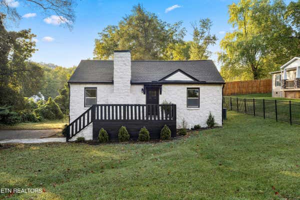 2626 WILSON AVE, KNOXVILLE, TN 37914 - Image 1