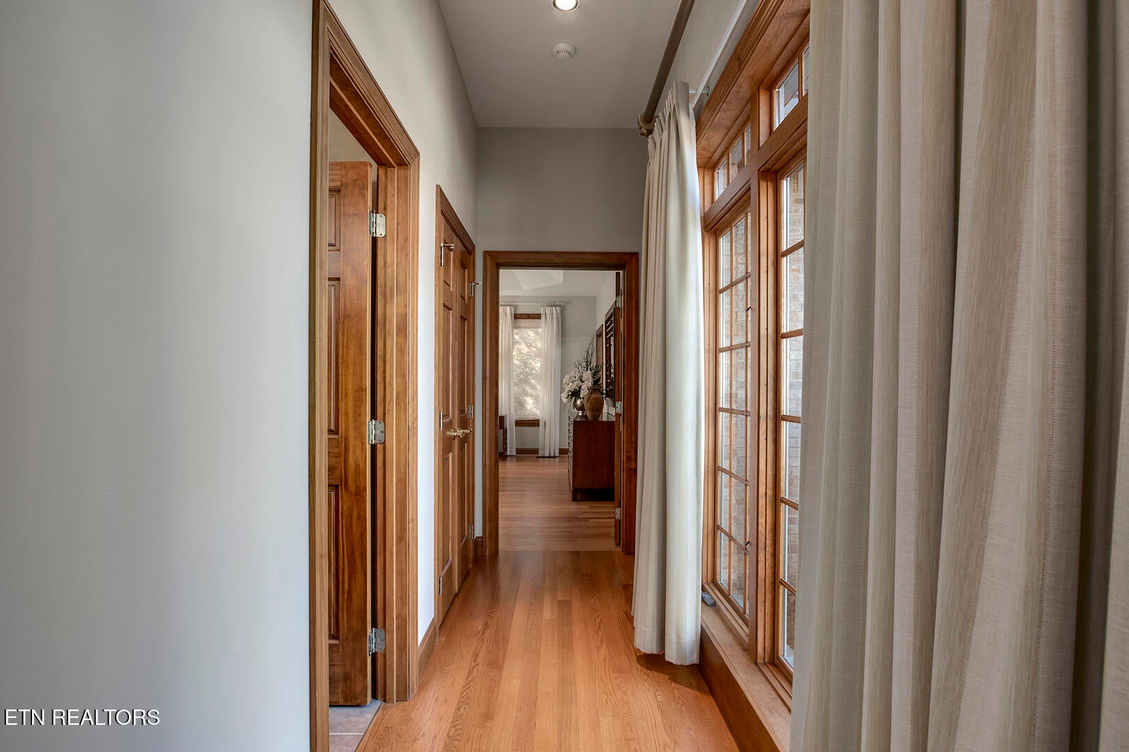 Vonore, Tennessee, 37885, United States, 5 Bedrooms Bedrooms, ,5 BathroomsBathrooms,Residential,Active,1973331