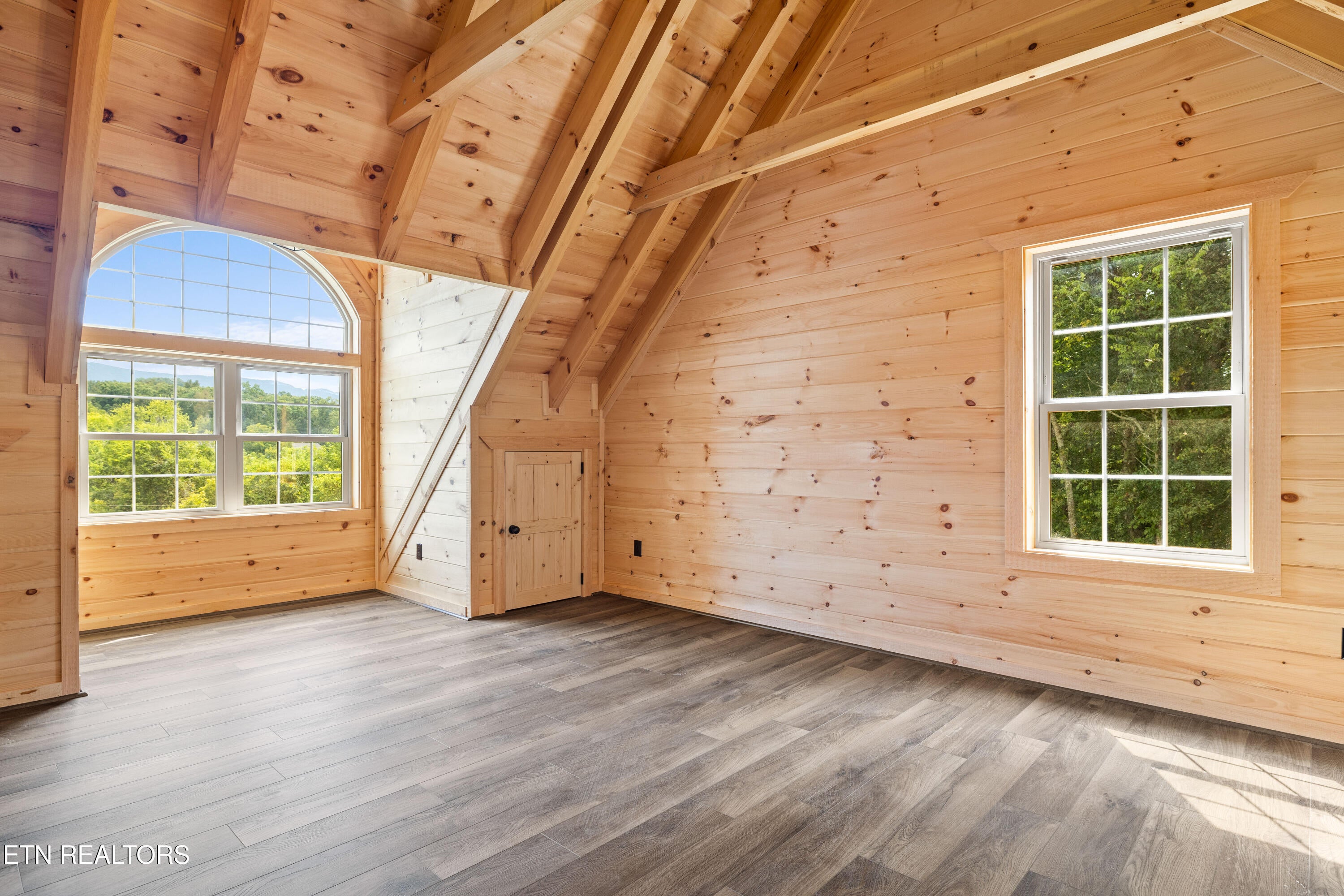 Maryville, Tennessee, 37803, United States, 3 Bedrooms Bedrooms, ,4 BathroomsBathrooms,Residential,Active,1952296