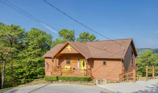 4109 OLE SMOKY WAY, SEVIERVILLE, TN 37862 - Image 1