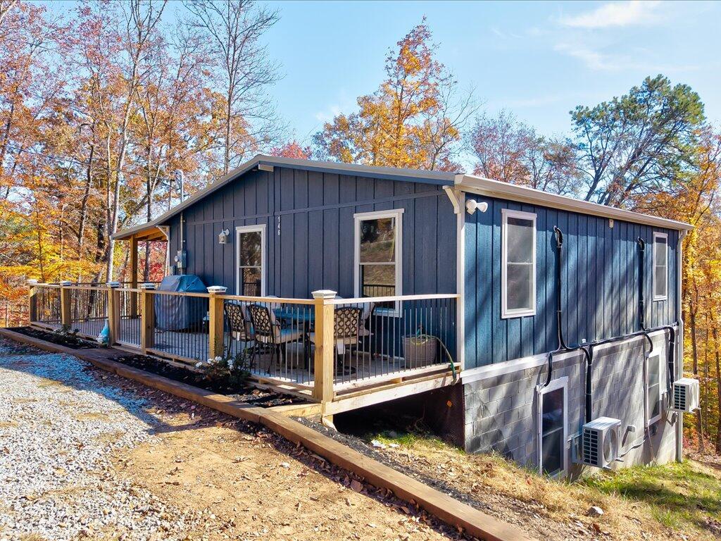 New Tazewell, Tennessee, 37825, United States, 2 Bedrooms Bedrooms, ,2 BathroomsBathrooms,Residential,Active,2007066