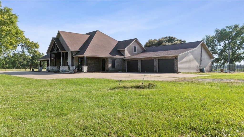 Kirbyville, Texas, 75956, United States, 3 Bedrooms Bedrooms, ,3 BathroomsBathrooms,Residential,Active,1992248