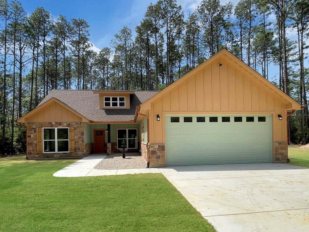 160 Sweetgum Dr  