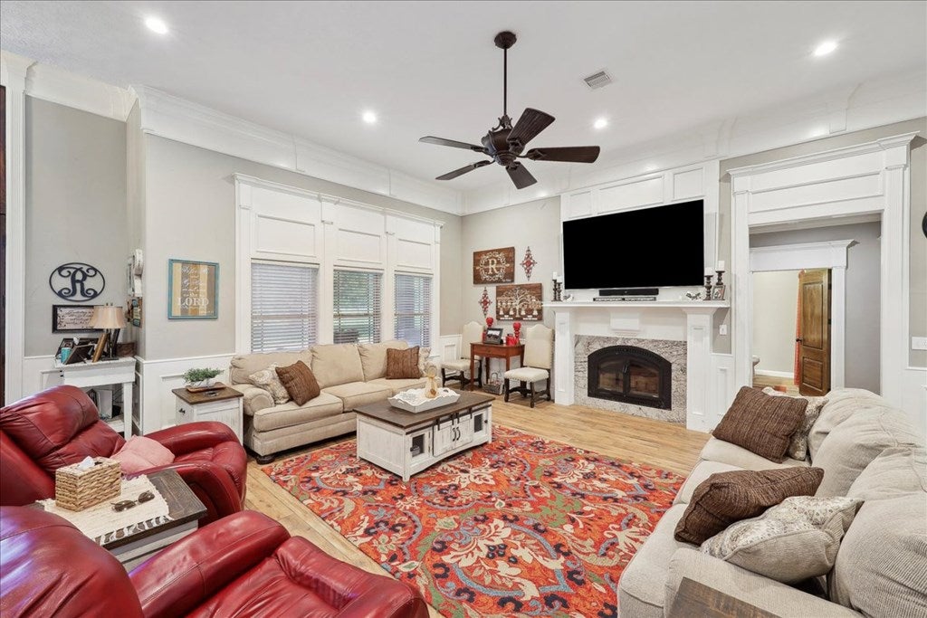 Kirbyville, Texas, 75956, United States, 3 Bedrooms Bedrooms, ,3 BathroomsBathrooms,Residential,Active,1992248