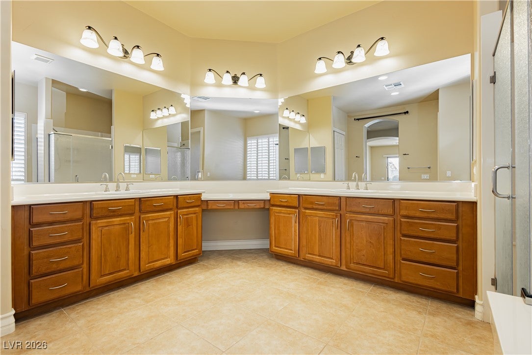 Las Vegas, Nevada, 89139, United States, 3 Bedrooms Bedrooms, ,4 BathroomsBathrooms,Residential,Active,2010536