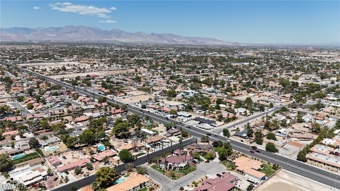 Las Vegas, Nevada, 89146, United States, 5 Bedrooms Bedrooms, ,7 BathroomsBathrooms,Residential,Active,2032390