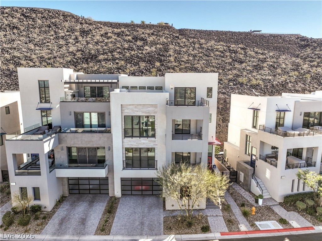 Henderson, Nevada, 89012, United States, 4 Bedrooms Bedrooms, ,5 BathroomsBathrooms,Residential,Active,2016114