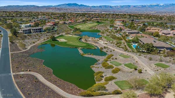 6 YORKRIDGE CT, HENDERSON, NV 89052, photo 2 of 99