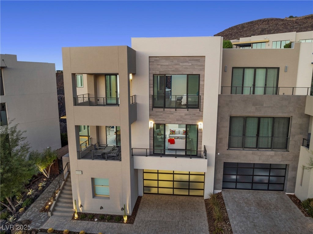 Henderson, Nevada, 89012, United States, 3 Bedrooms Bedrooms, ,4 BathroomsBathrooms,Residential,Active,1967100