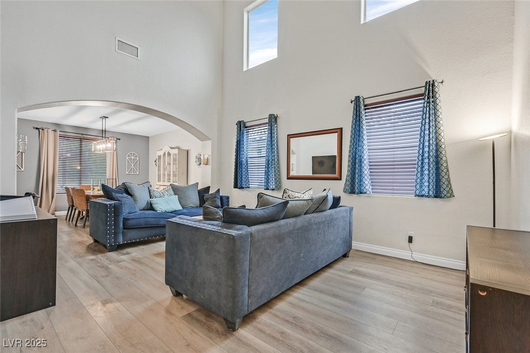 Las Vegas, Nevada, 89141, United States, 6 Bedrooms Bedrooms, ,5 BathroomsBathrooms,Residential,Active,1996585