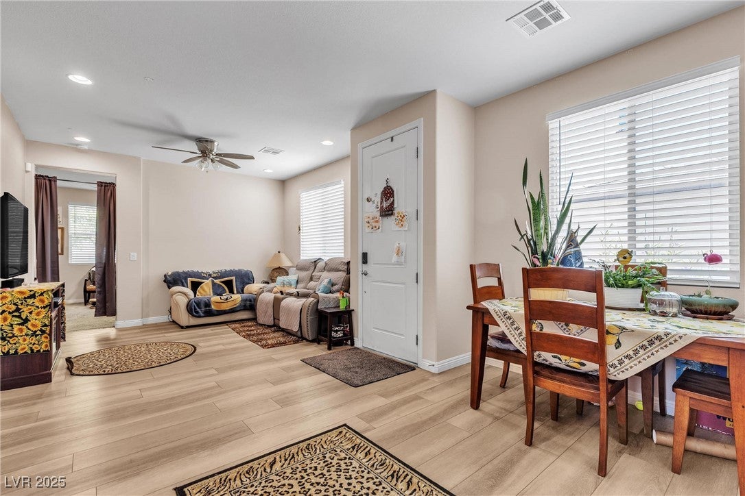 Las Vegas, Nevada, 89149, United States, 5 Bedrooms Bedrooms, ,4 BathroomsBathrooms,Residential,Active,1933730