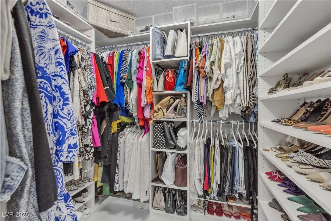 Las Vegas, Nevada, 89146, United States, 5 Bedrooms Bedrooms, ,7 BathroomsBathrooms,Residential,Active,2006924