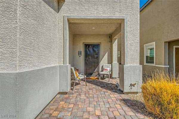 6322 HIGHLEDGE ST, NORTH LAS VEGAS, NV 89081, photo 4 of 53