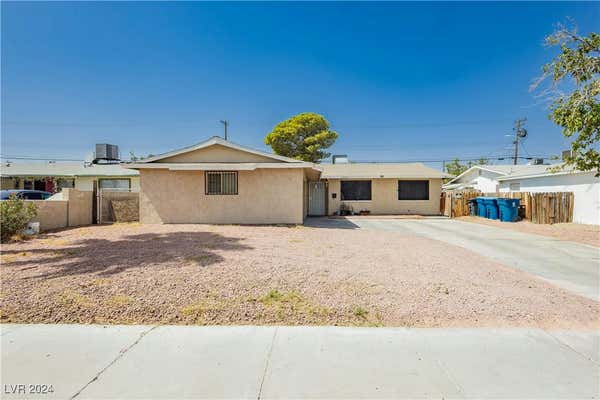 1209 N MALLARD ST, LAS VEGAS, NV 89108, photo 4 of 29