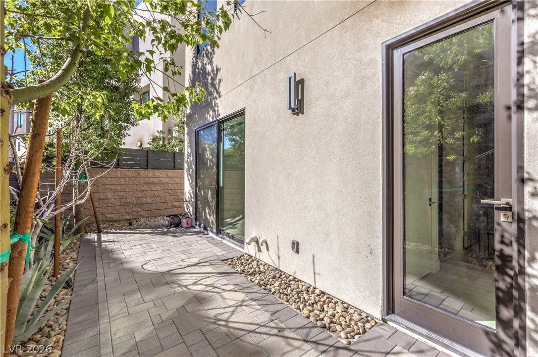 Henderson, Nevada, 89012, United States, 4 Bedrooms Bedrooms, ,5 BathroomsBathrooms,Residential,Active,2016114