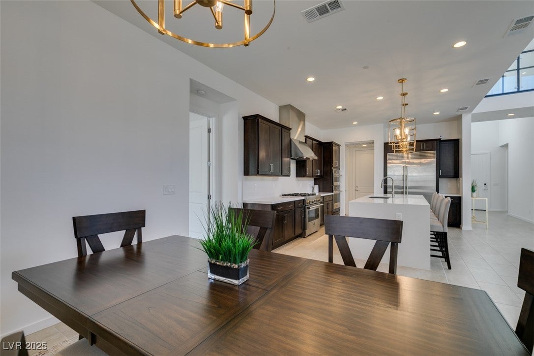 Las Vegas, Nevada, 89138, United States, 5 Bedrooms Bedrooms, ,4 BathroomsBathrooms,Residential,Active,1961955