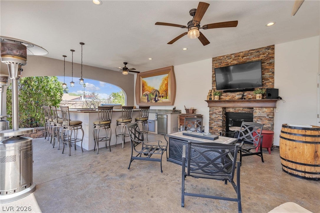 Las Vegas, Nevada, 89146, United States, 5 Bedrooms Bedrooms, ,7 BathroomsBathrooms,Residential,Active,2032390