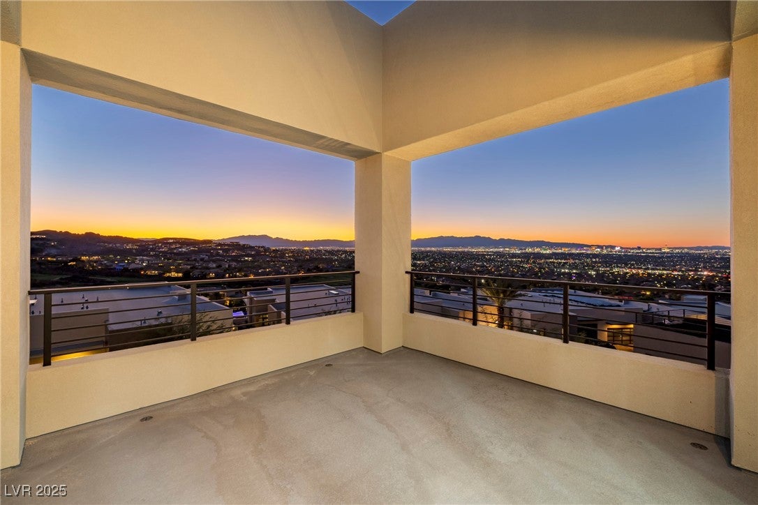 Henderson, Nevada, 89012, United States, 3 Bedrooms Bedrooms, ,4 BathroomsBathrooms,Residential,Active,1967100