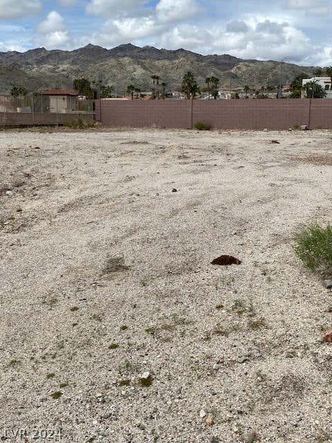 2024 DUKE OF YORK DR, LAUGHLIN, NV 89029, photo 1