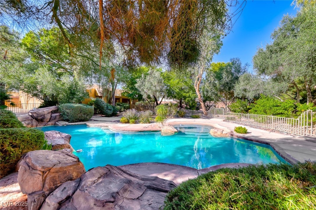 Las Vegas, Nevada, 89141, United States, 4 Bedrooms Bedrooms, ,4 BathroomsBathrooms,Residential,Active,1968379