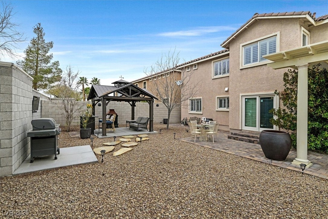 Henderson, Nevada, 89052, United States, 5 Bedrooms Bedrooms, ,4 BathroomsBathrooms,Residential,Active,1739708