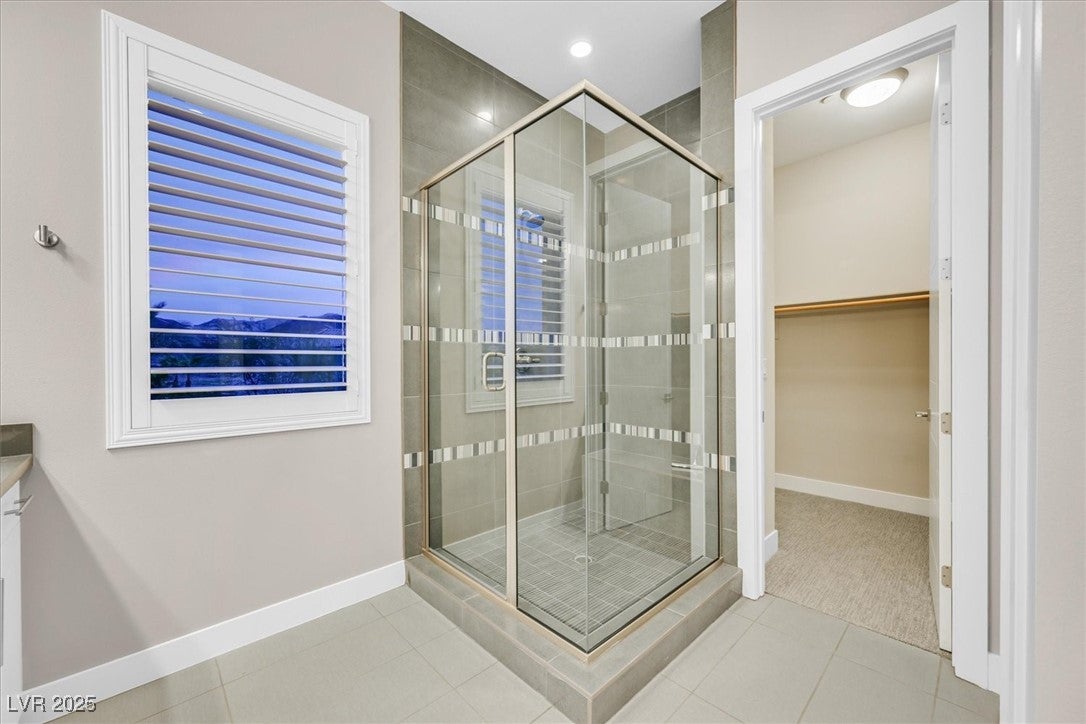 Henderson, Nevada, 89011, United States, ,5 BathroomsBathrooms,Residential,Active,1704244