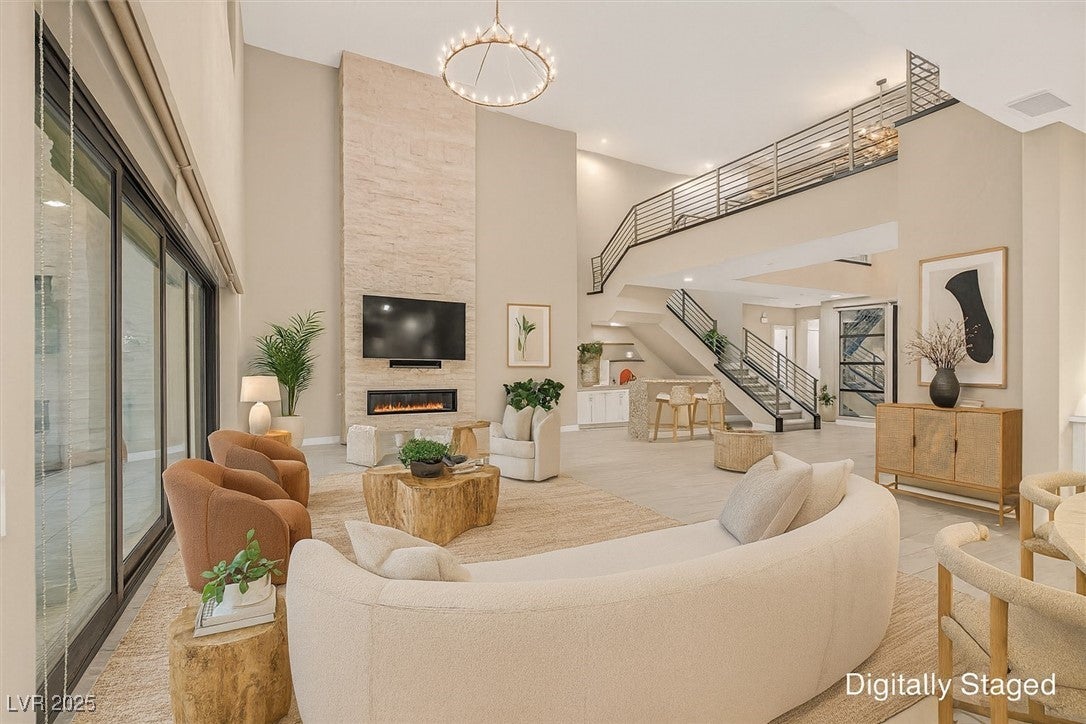 Henderson, Nevada, 89011, United States, ,5 BathroomsBathrooms,Residential,Active,1704244