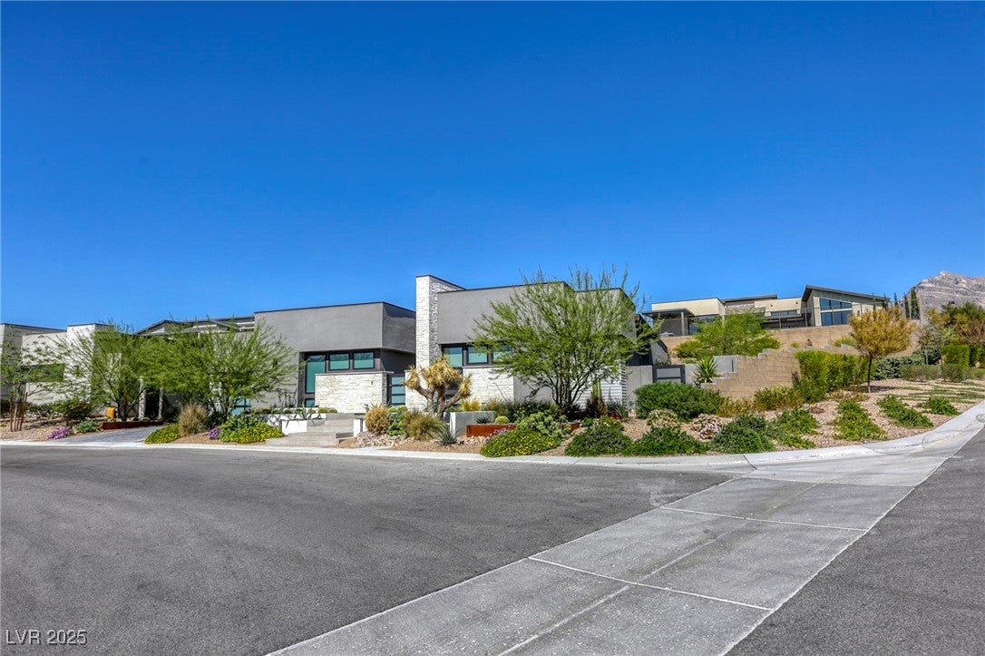 Las Vegas, Nevada, 89138, United States, 3 Bedrooms Bedrooms, ,4 BathroomsBathrooms,Residential,Active,1820837