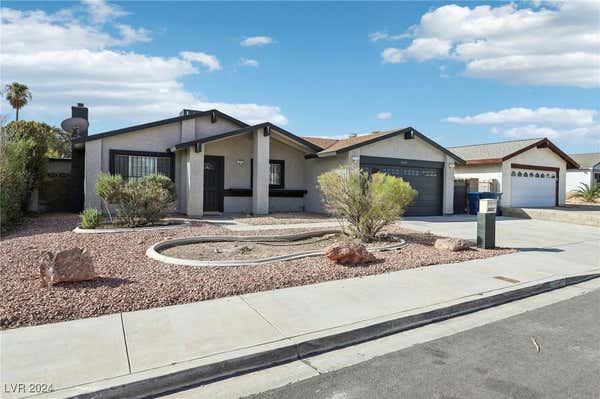 6607 CASA LINDA DR, LAS VEGAS, NV 89103, photo 3 of 49