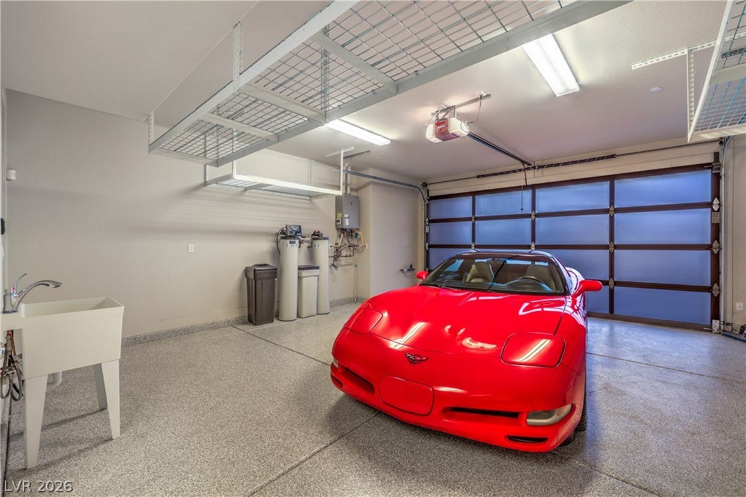 Henderson, Nevada, 89012, United States, 4 Bedrooms Bedrooms, ,5 BathroomsBathrooms,Residential,Active,2016114