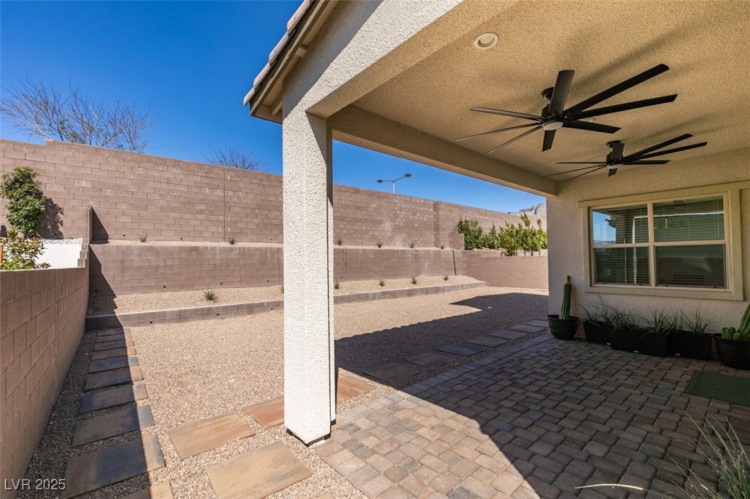 Las Vegas, Nevada, 89138, United States, 5 Bedrooms Bedrooms, ,4 BathroomsBathrooms,Residential,Active,1961955