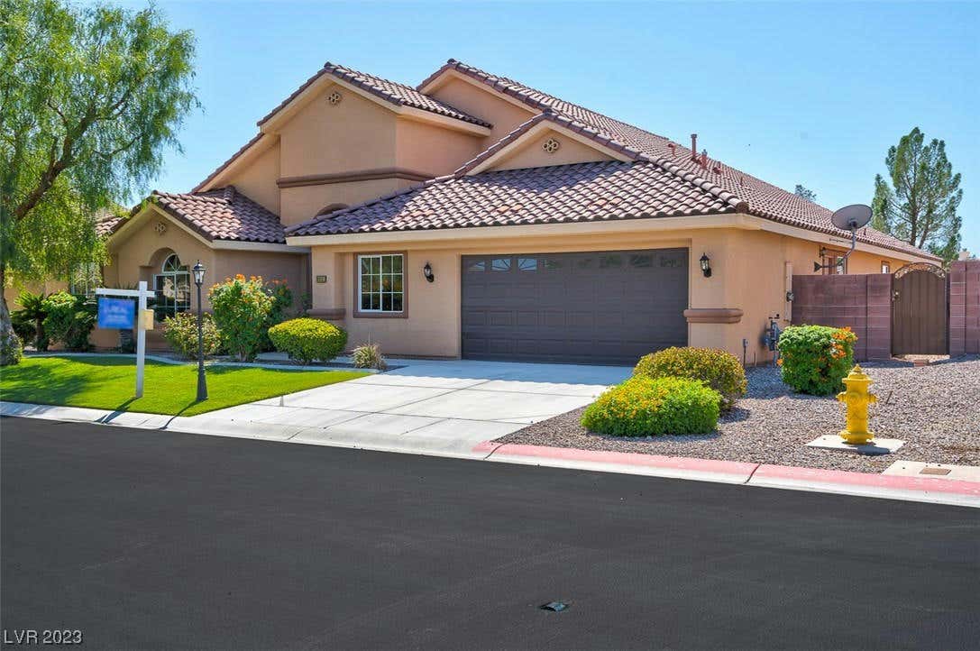 9081 HERRERA AVE, LAS VEGAS, NV 89129, photo 1 of 60