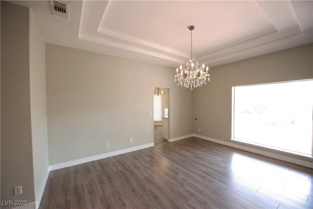 Las Vegas, Nevada, 89117, United States, 6 Bedrooms Bedrooms, ,5 BathroomsBathrooms,Residential,Active,2007319