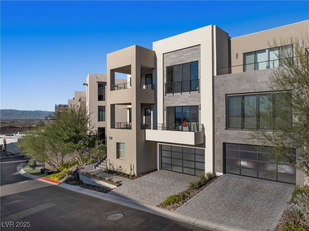 Henderson, Nevada, 89012, United States, 3 Bedrooms Bedrooms, ,4 BathroomsBathrooms,Residential,Active,1967100