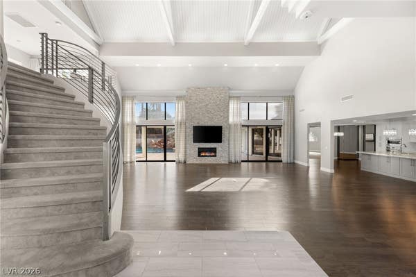 13 DOVETAIL CIR, HENDERSON, NV 89014, photo 2 of 70