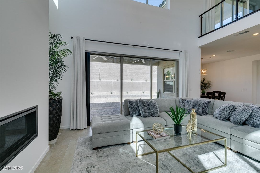 Las Vegas, Nevada, 89138, United States, 5 Bedrooms Bedrooms, ,4 BathroomsBathrooms,Residential,Active,1961955